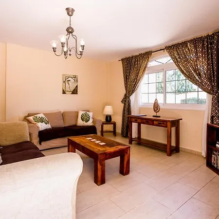 빌라 Golf Del Sur Sleeps 4 With Pool Air Con And Wifi